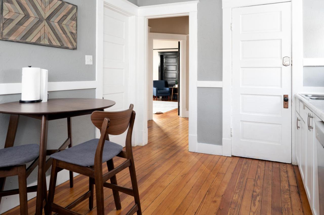 Updated 3 Bedroom Unit With Balcony! Cape Girardeau Eksteriør billede