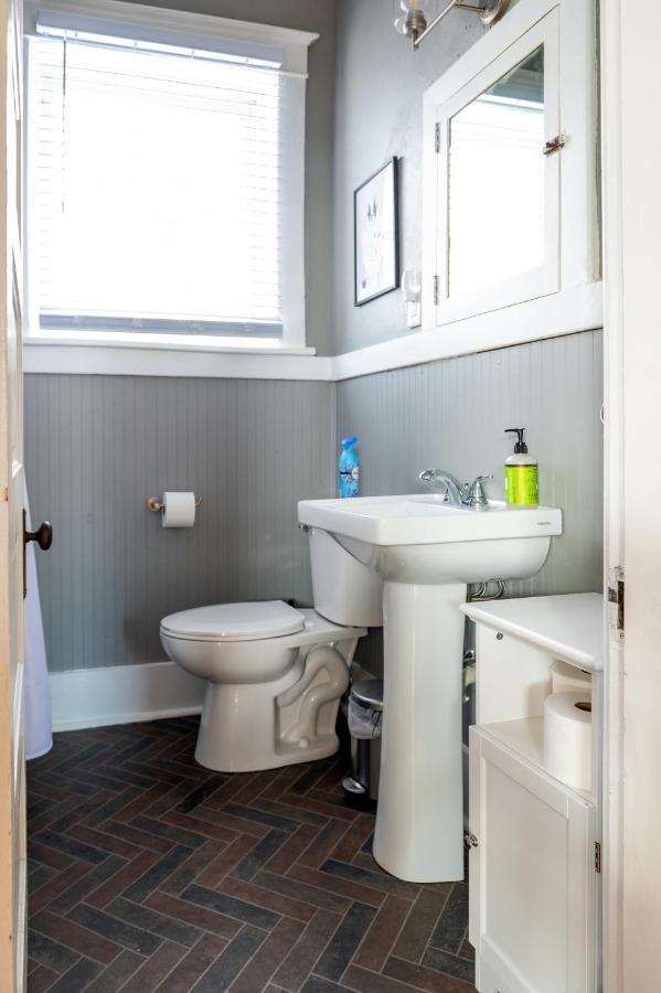 Updated 3 Bedroom Unit With Balcony! Cape Girardeau Eksteriør billede
