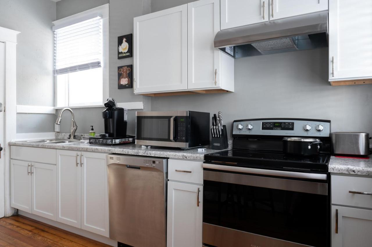 Updated 3 Bedroom Unit With Balcony! Cape Girardeau Eksteriør billede